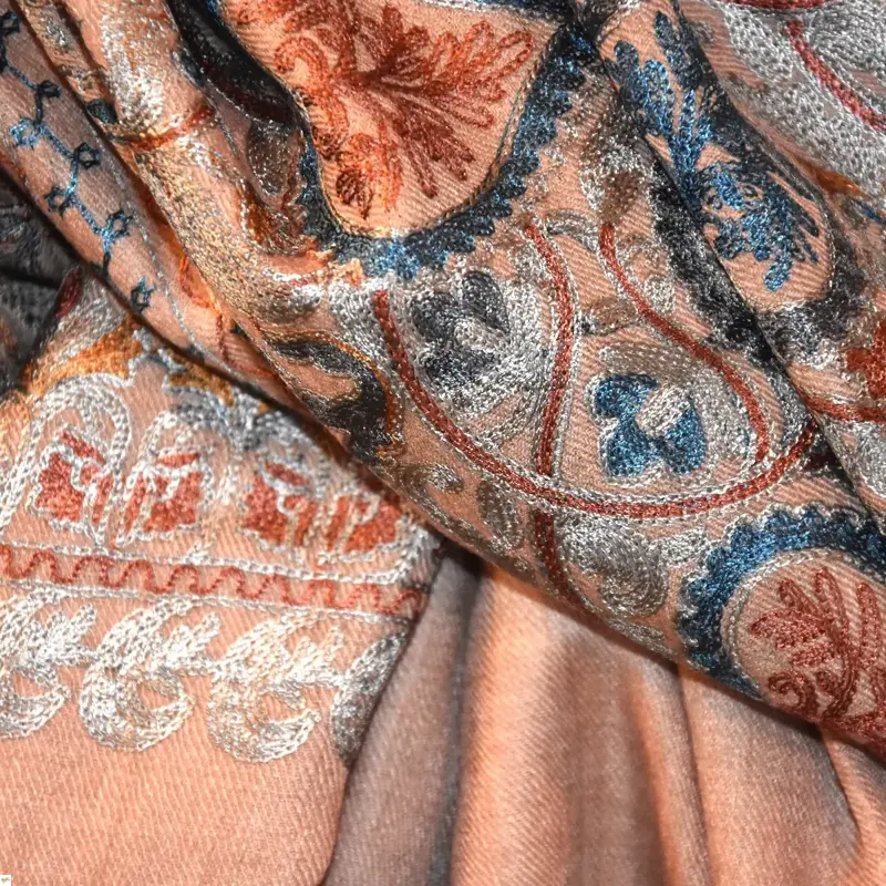 Šál exclusive vyšívaný 16 Šál exclusive vyšívaný 16