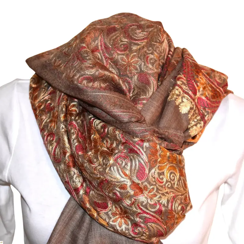 Šál exclusive vyšívaný 19