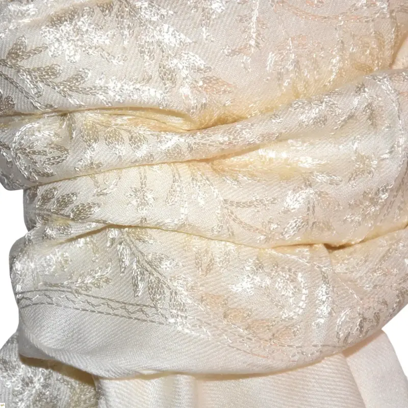 Šál exclusive vyšívaný 14