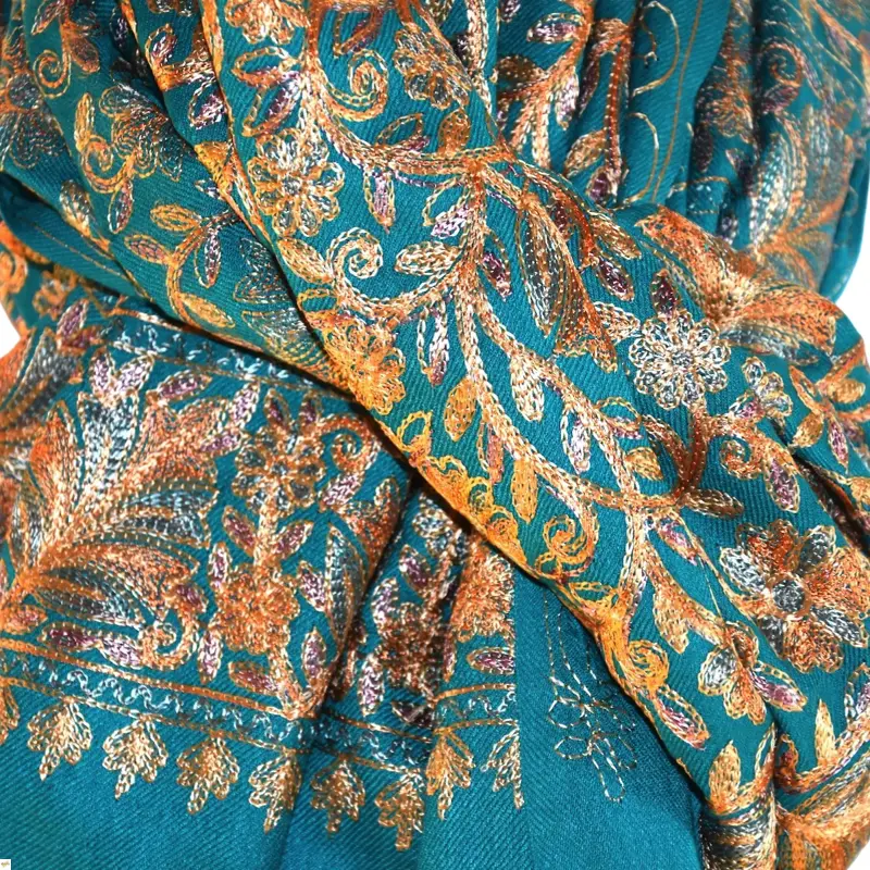 Šál exclusive vyšívaný 42