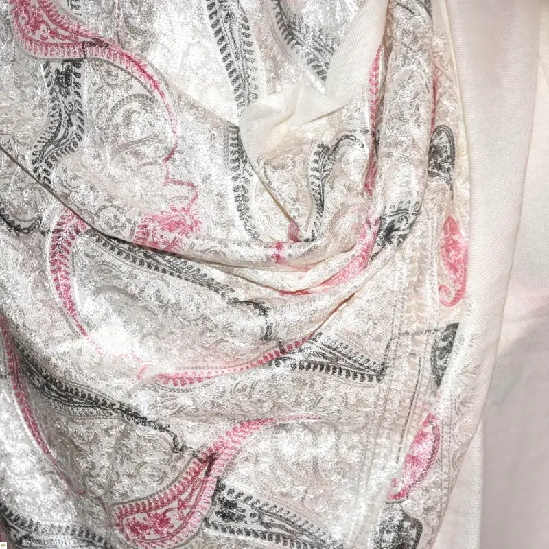 Šál exclusive vyšívaný 7